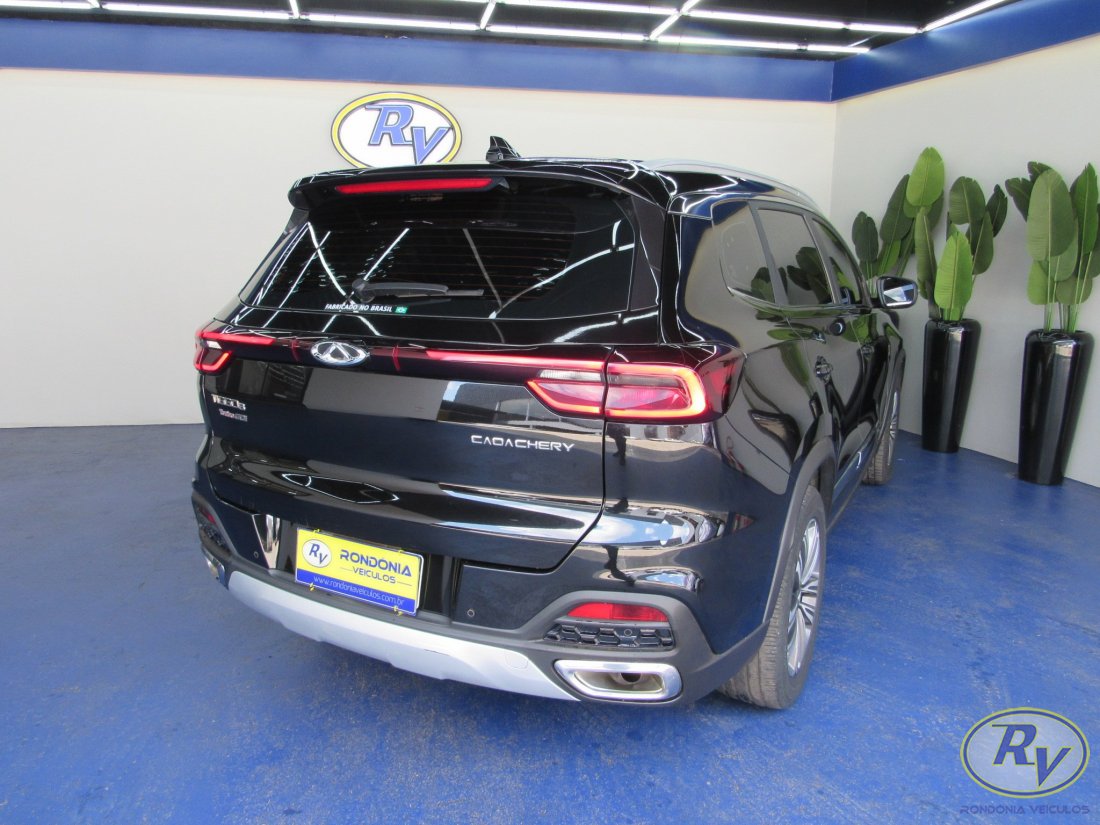 TIGGO 8