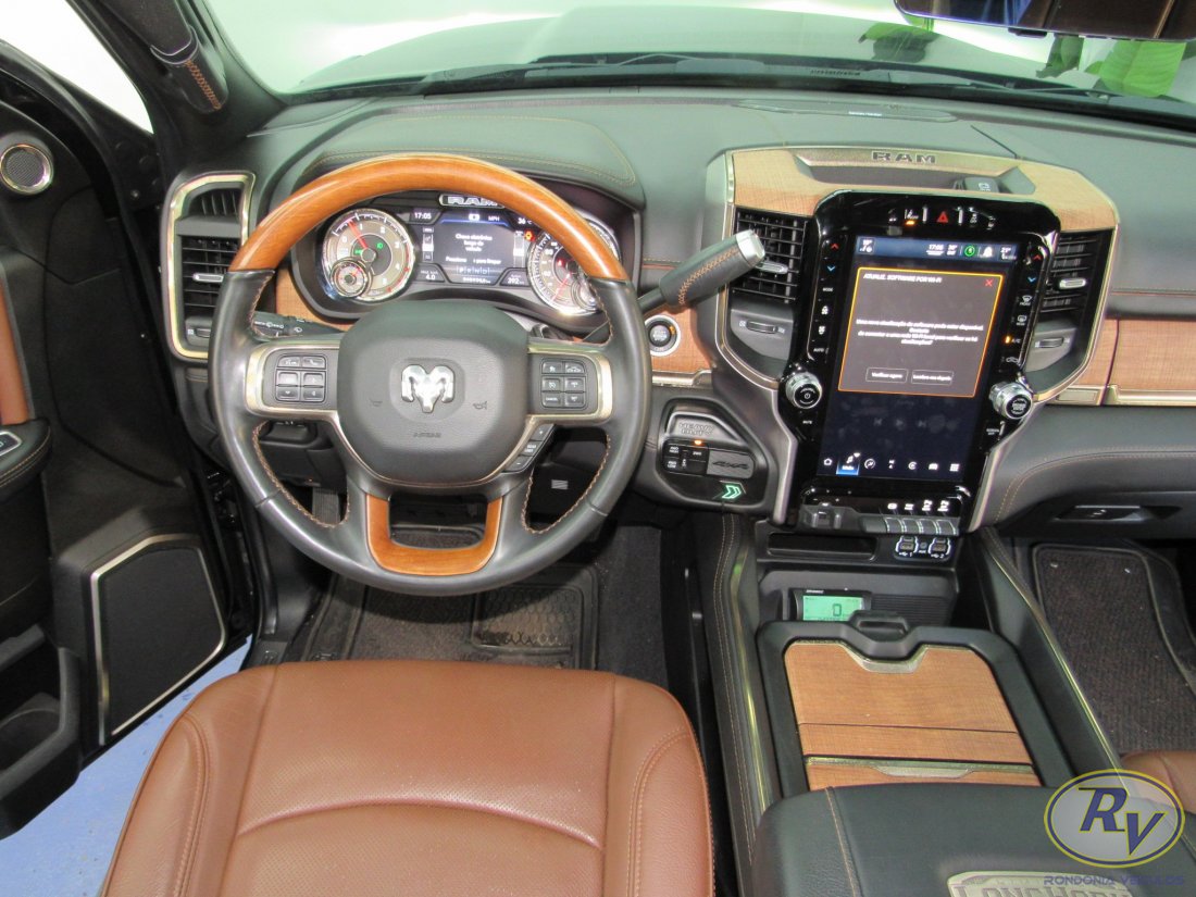 RAM 3500 LIMITED LONGHORN
