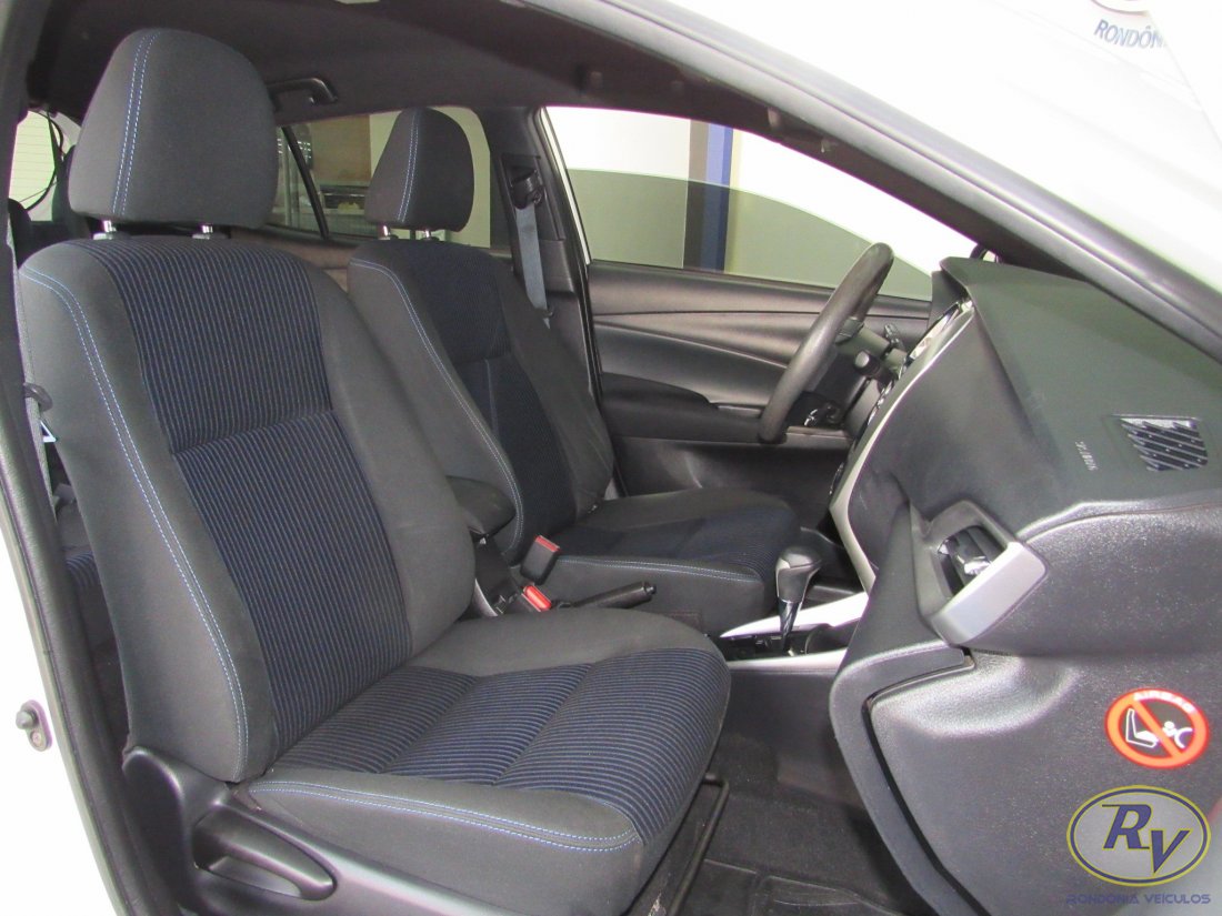 YARIS XL PLUS