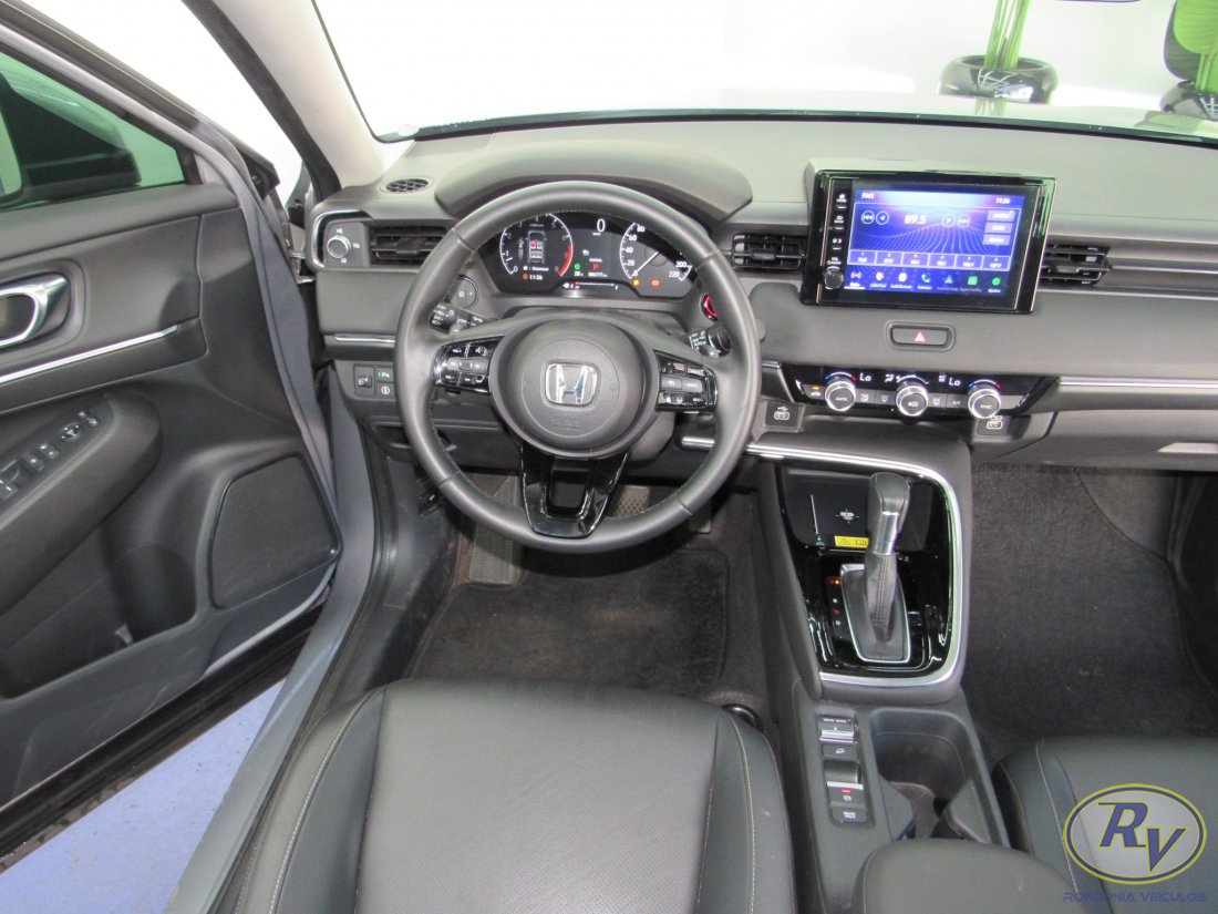 HR-V  Touring