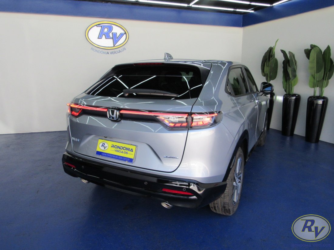 HR-V  Touring