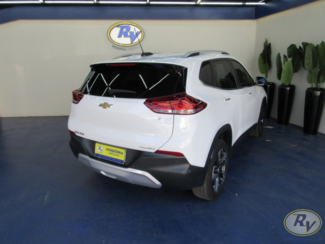Tracker Premier