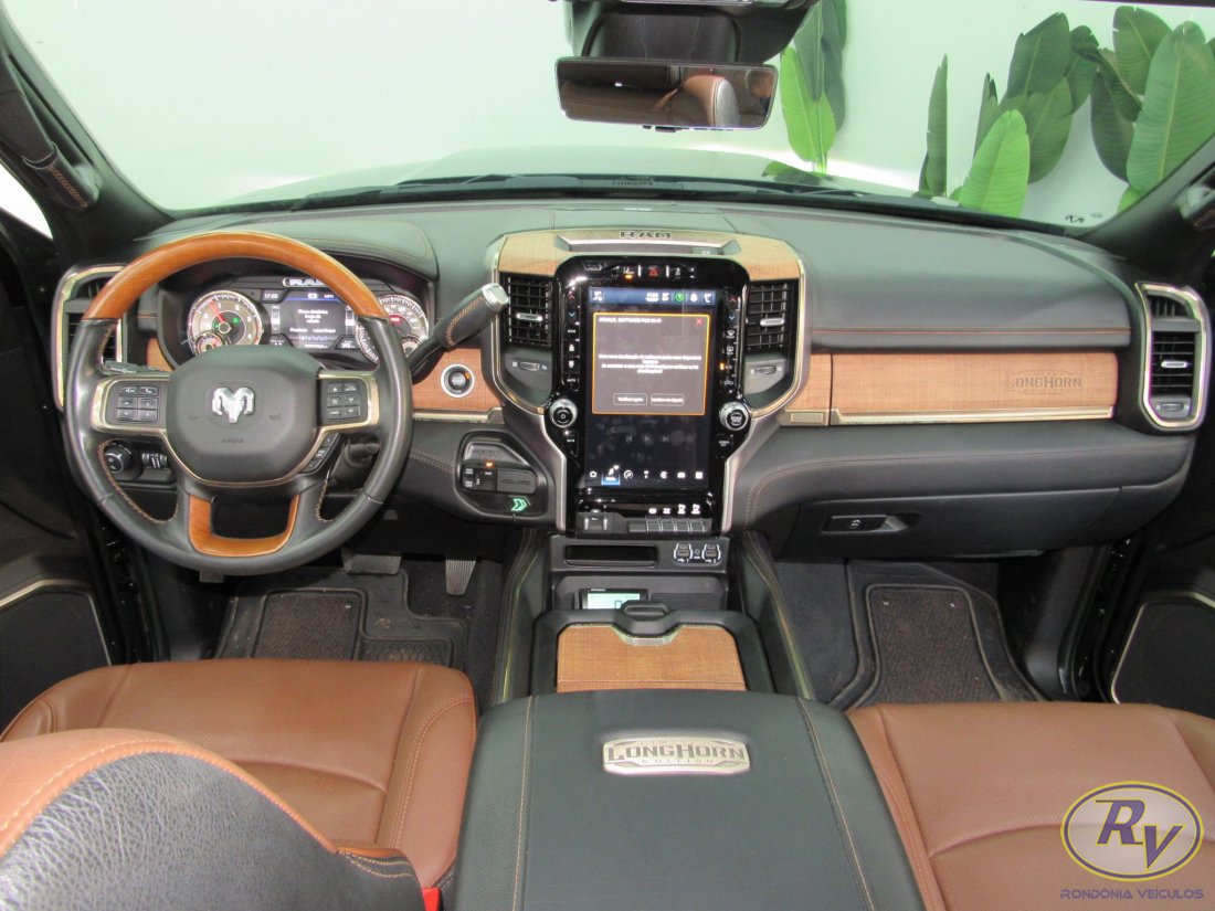 RAM 3500 LIMITED LONGHORN