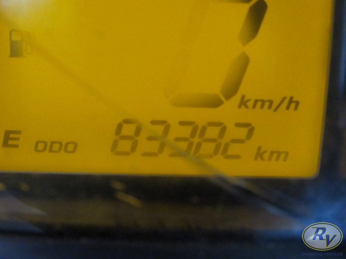 CB 300