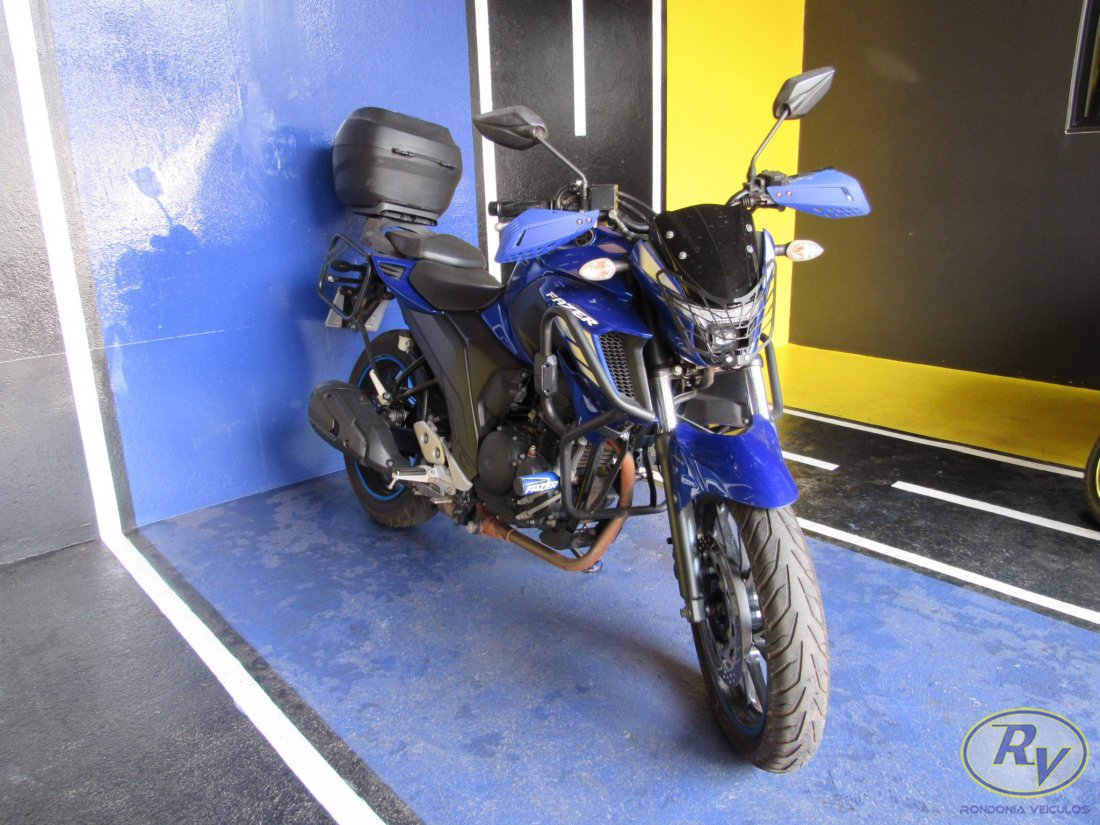 FZ25 FAZER