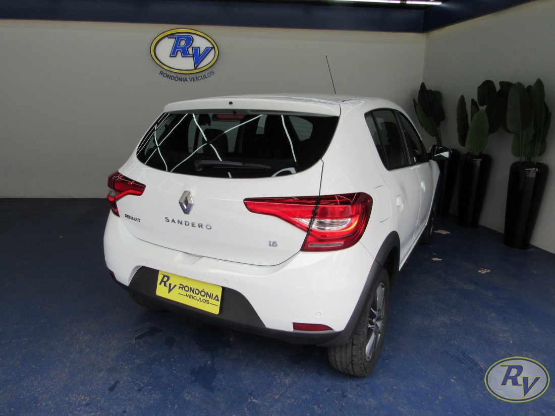 SANDERO INTENSE