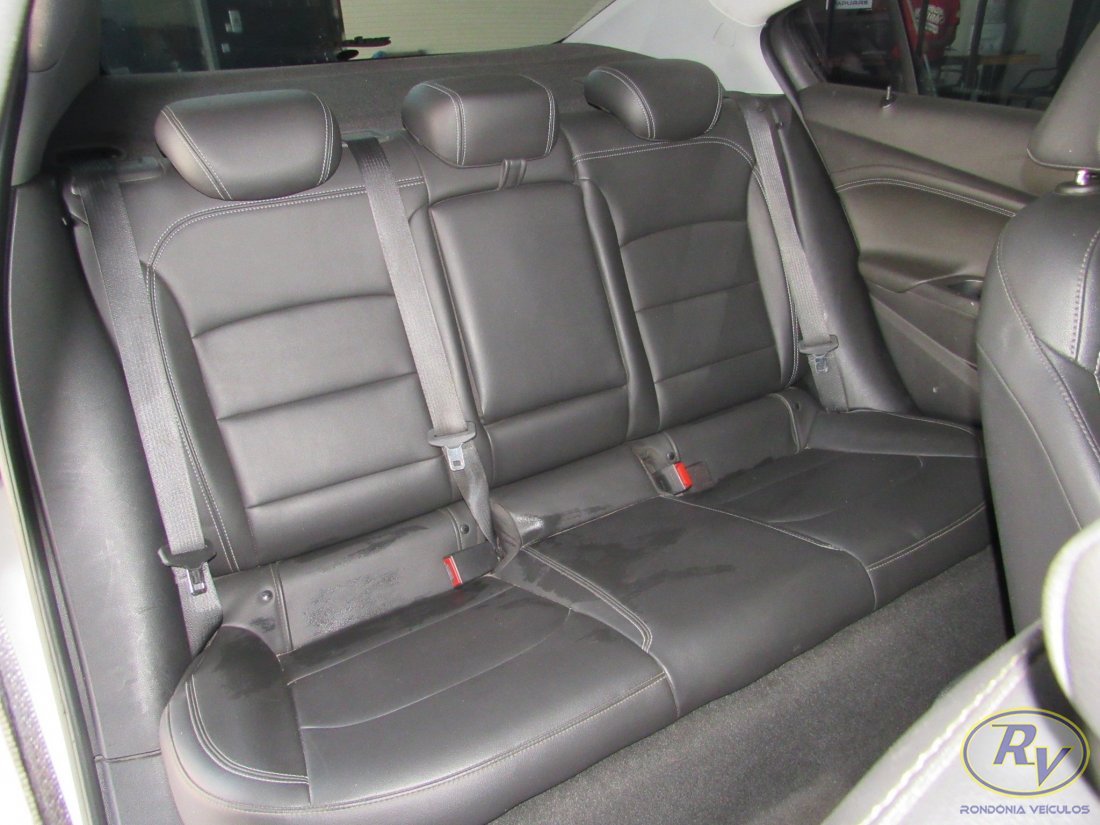 Cruze LT