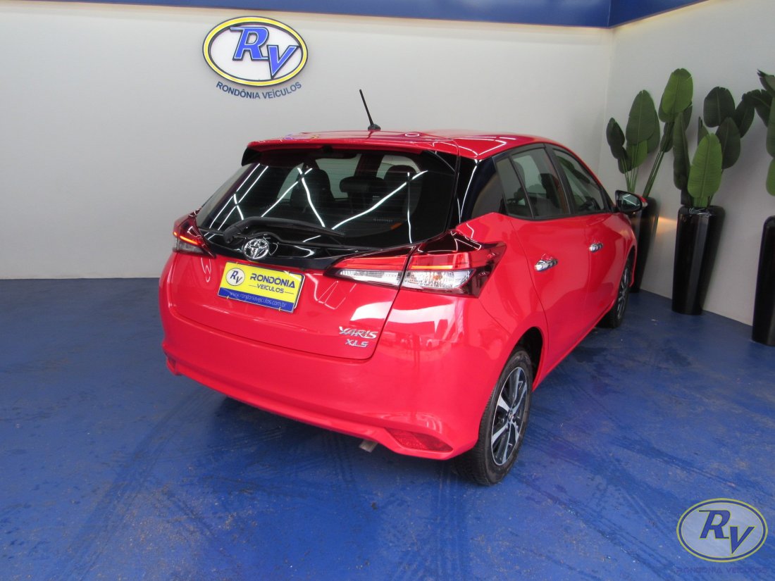 Yaris XLS