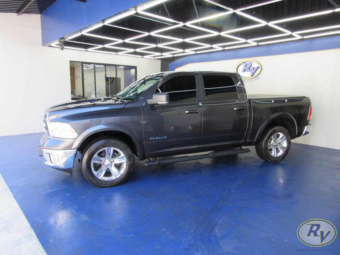 RAM CLASSIC LARAMIE