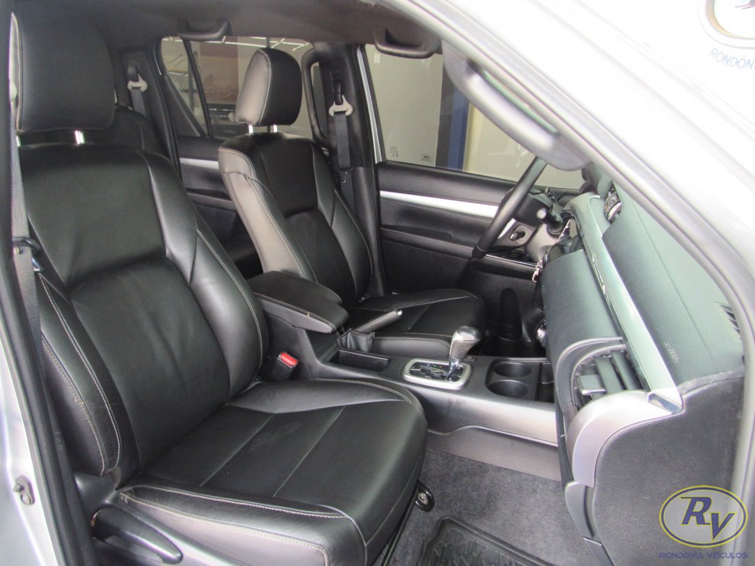 Hilux CD SR 
