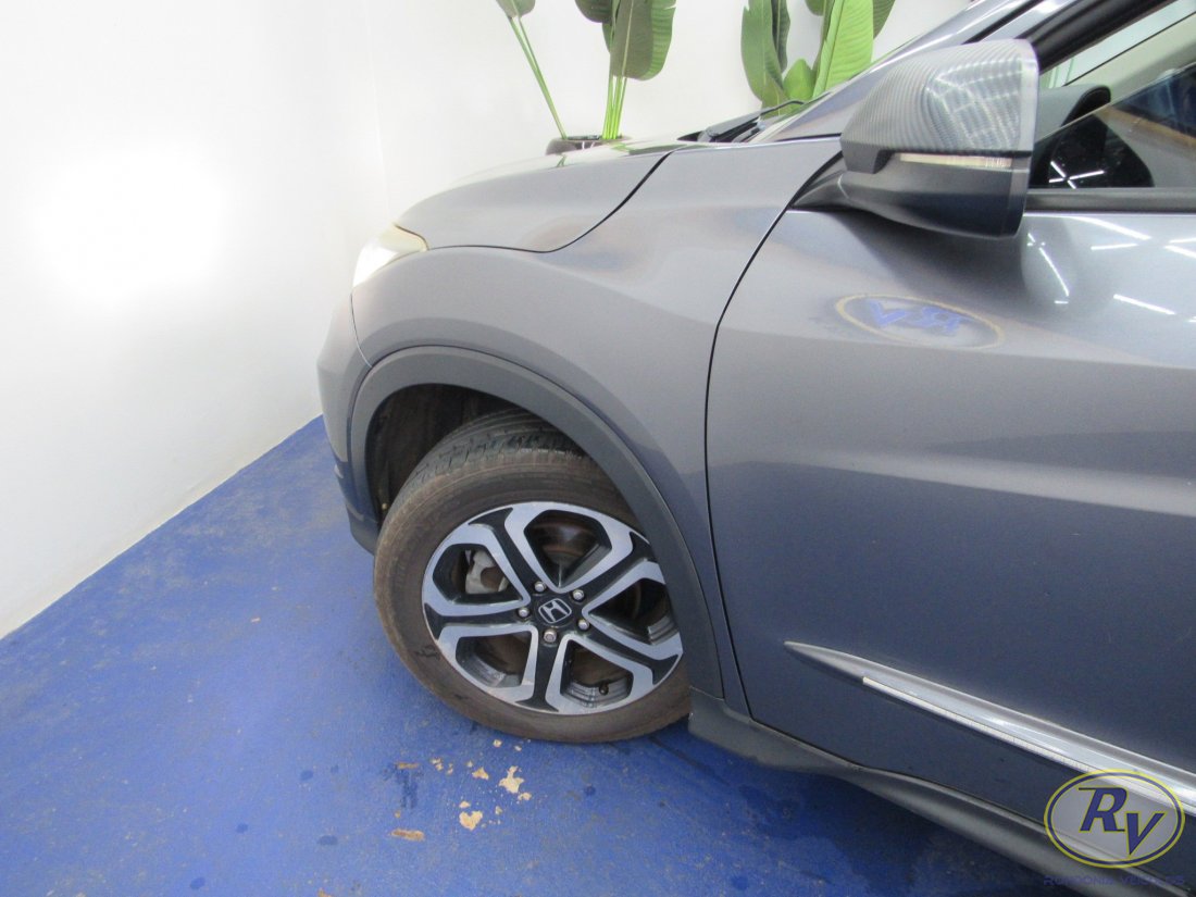 HR-V  Touring