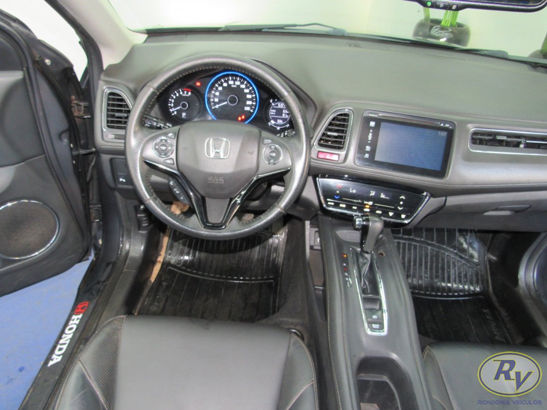 HR-V  Touring