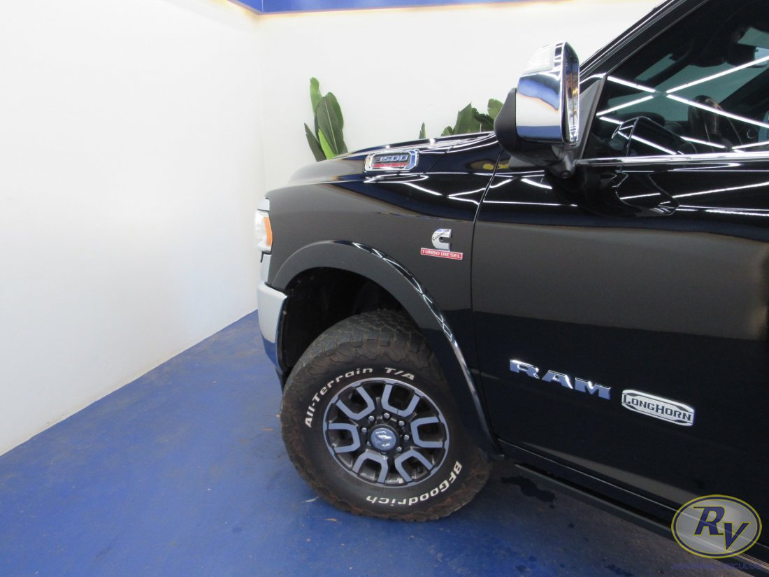 RAM 3500 LIMITED LONGHORN