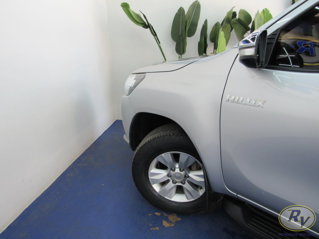 Hilux CD SRV 