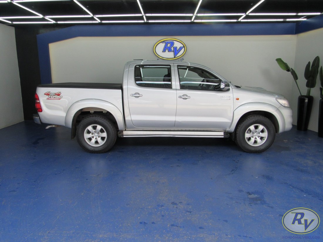 Hilux CD STD