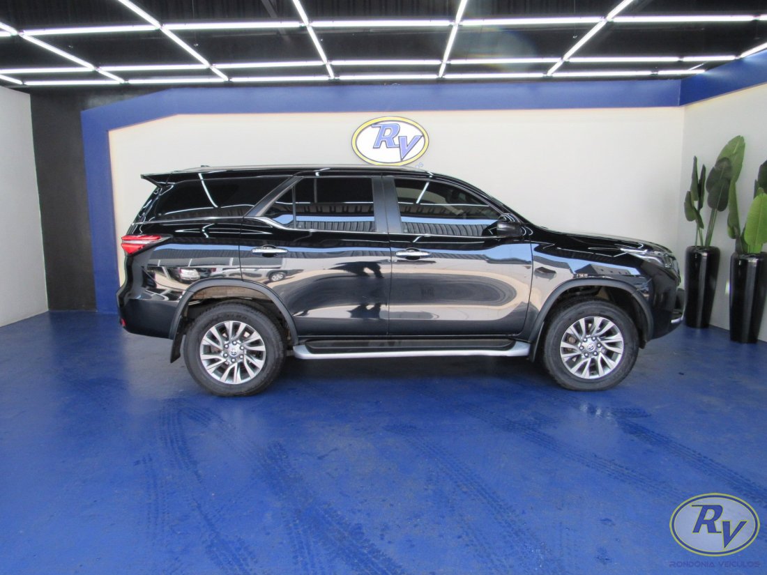 SW4 SRX