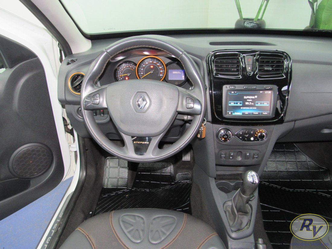 SANDERO STEPWAY