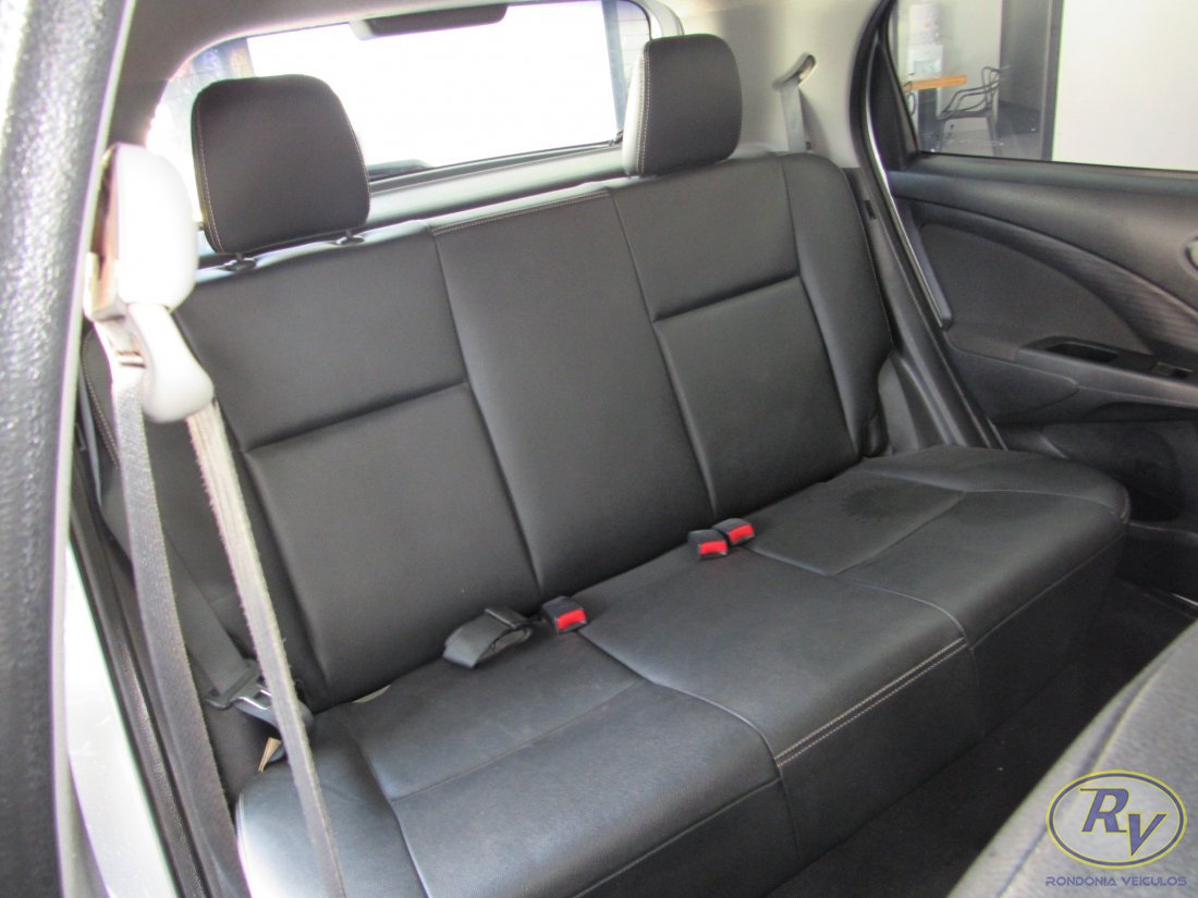 Etios XLS