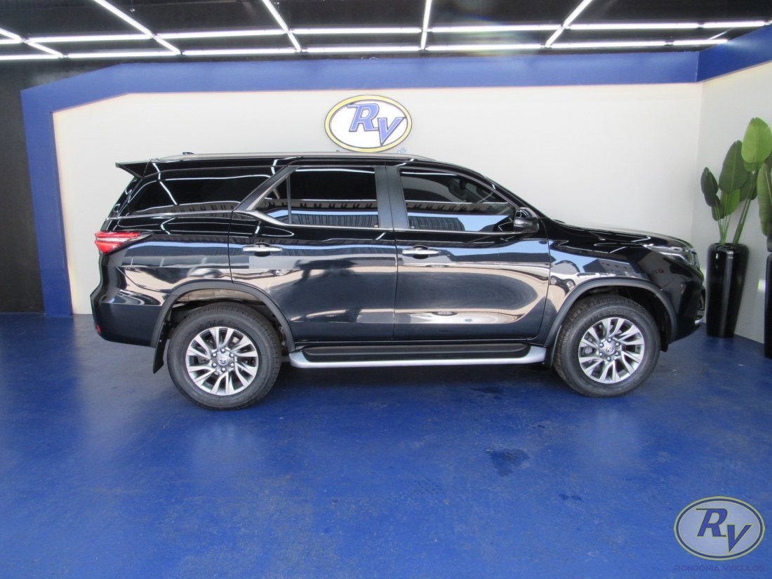 SW4 SRX