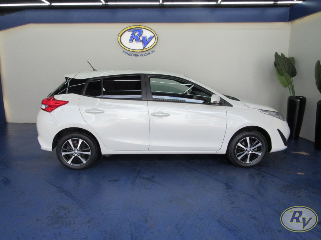 yaris xl live