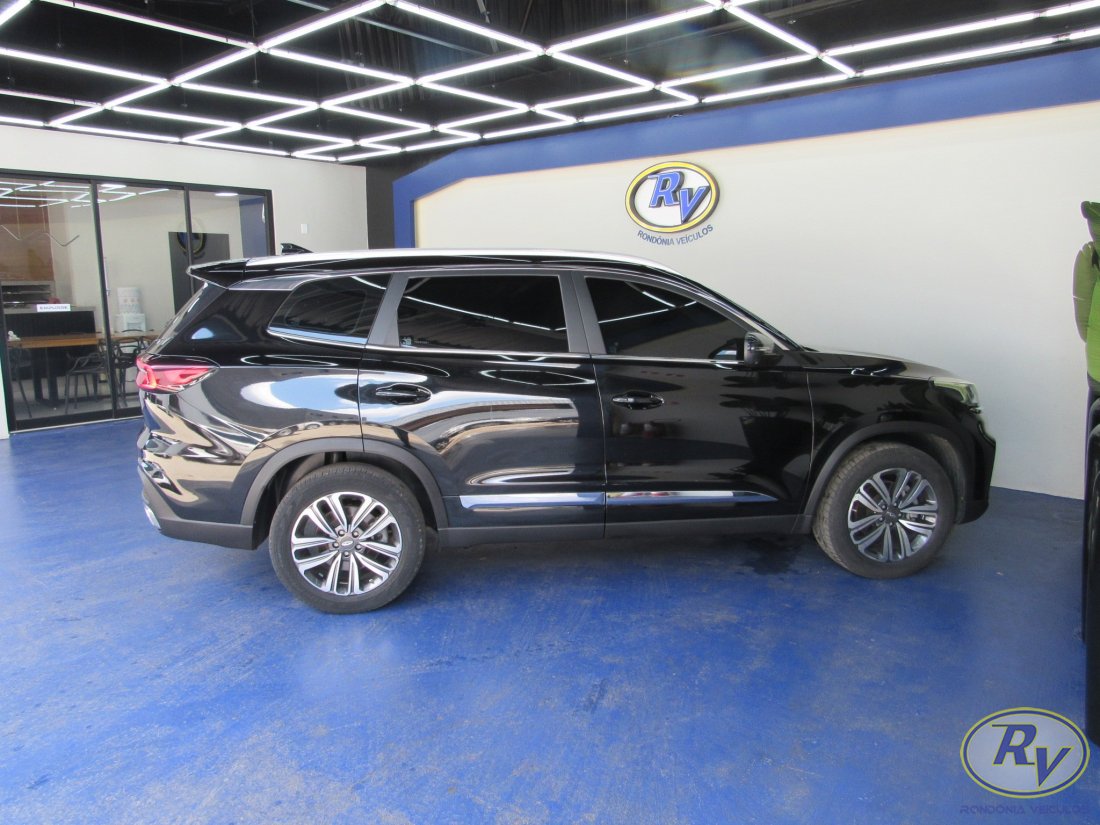 TIGGO 8