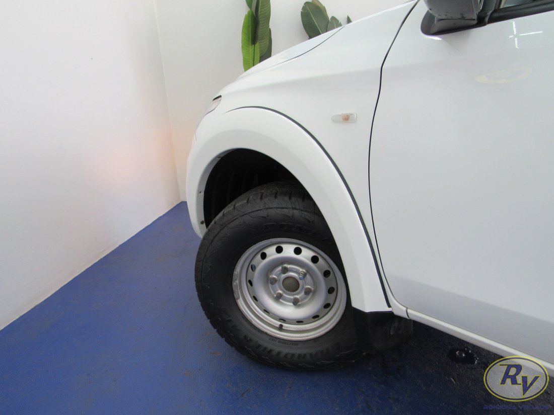L200 TRITON GL SPORT