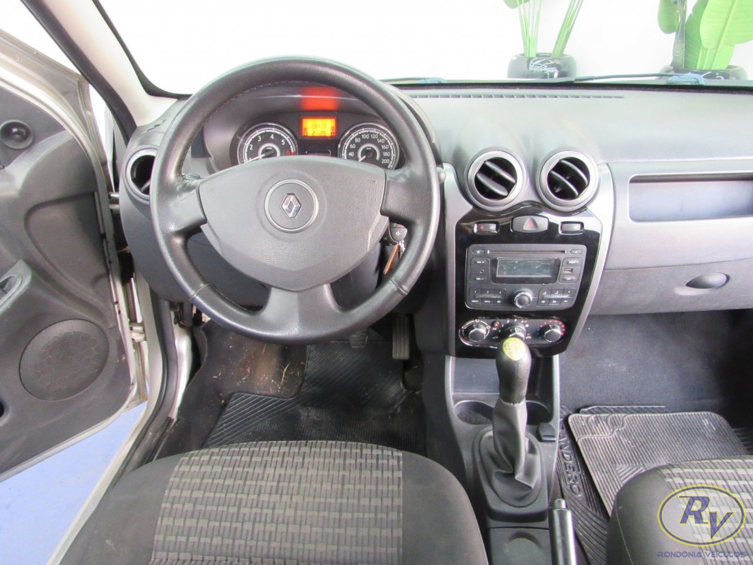 SANDERO EXPRESSION