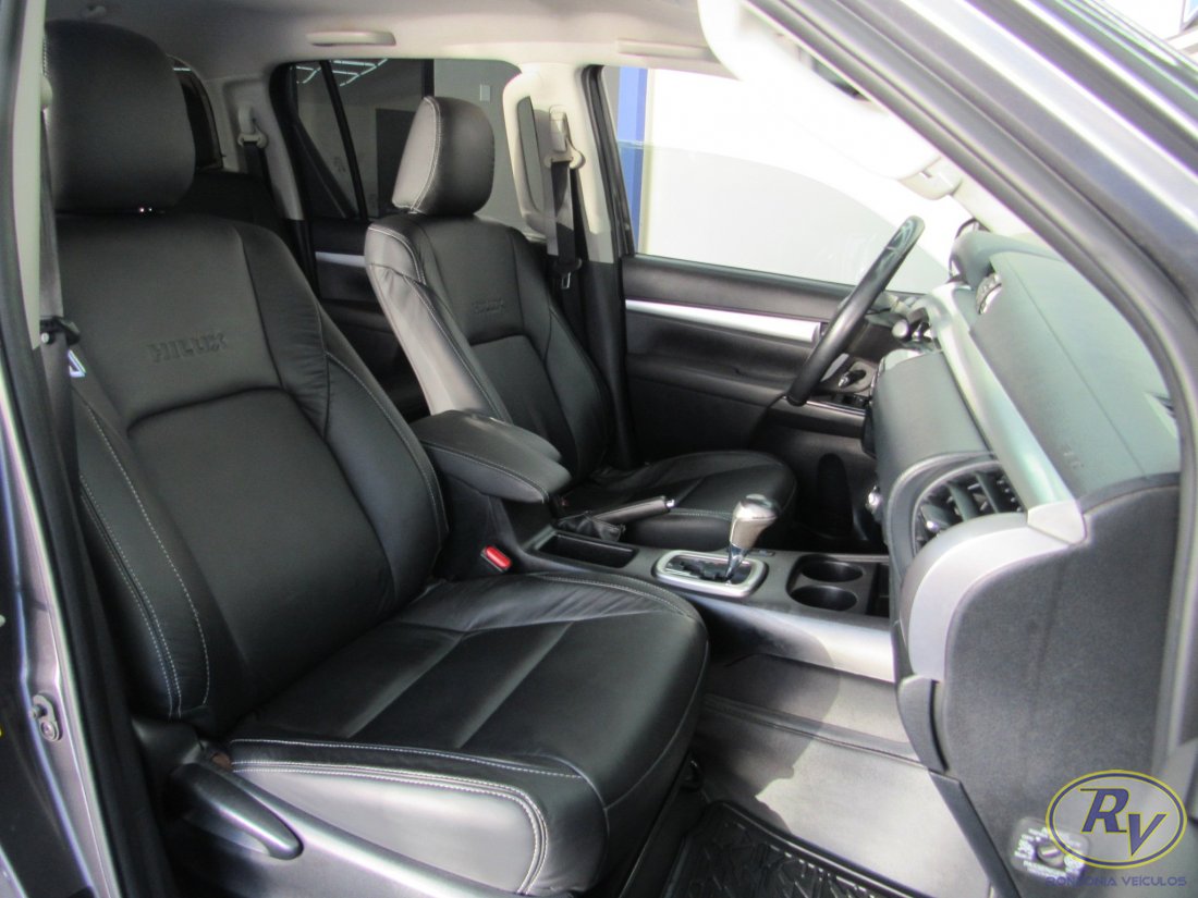 Hilux CD SR 