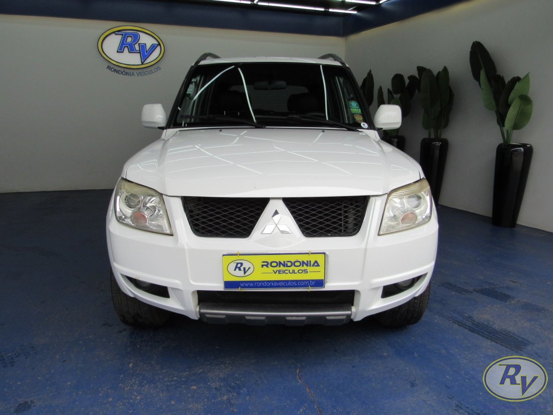 Pajero TR4