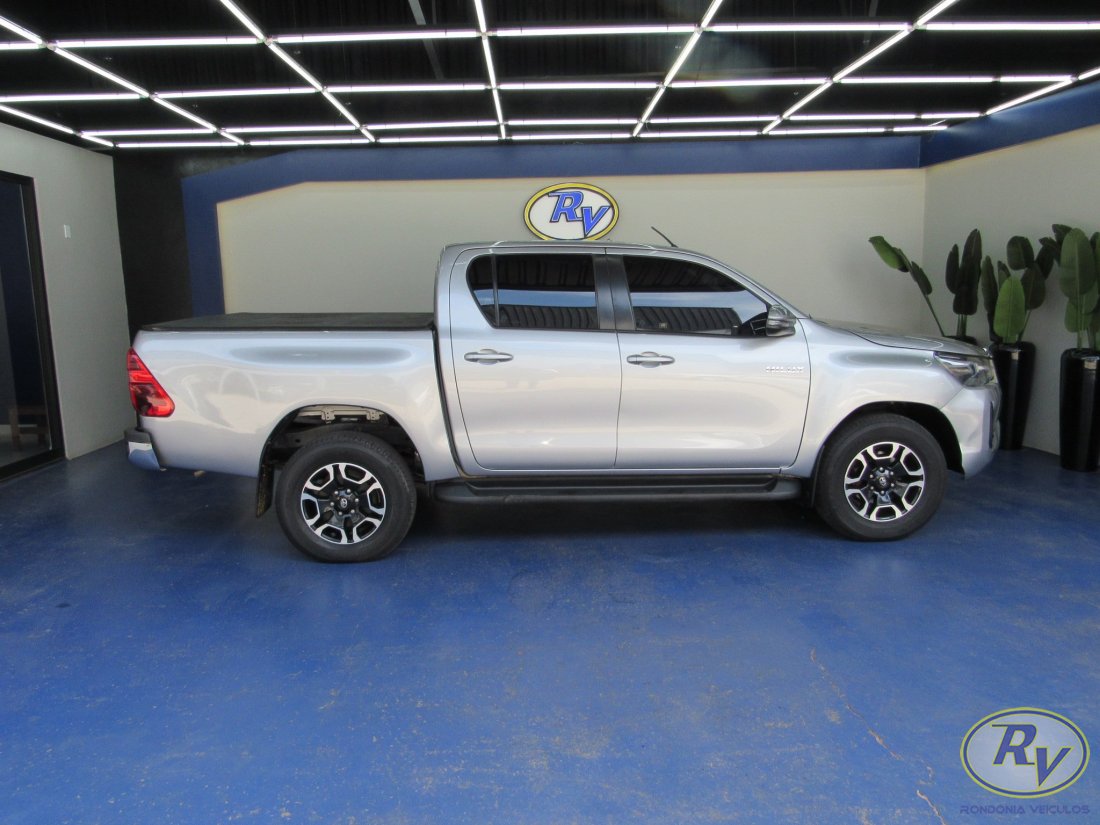 Hilux CD SR 