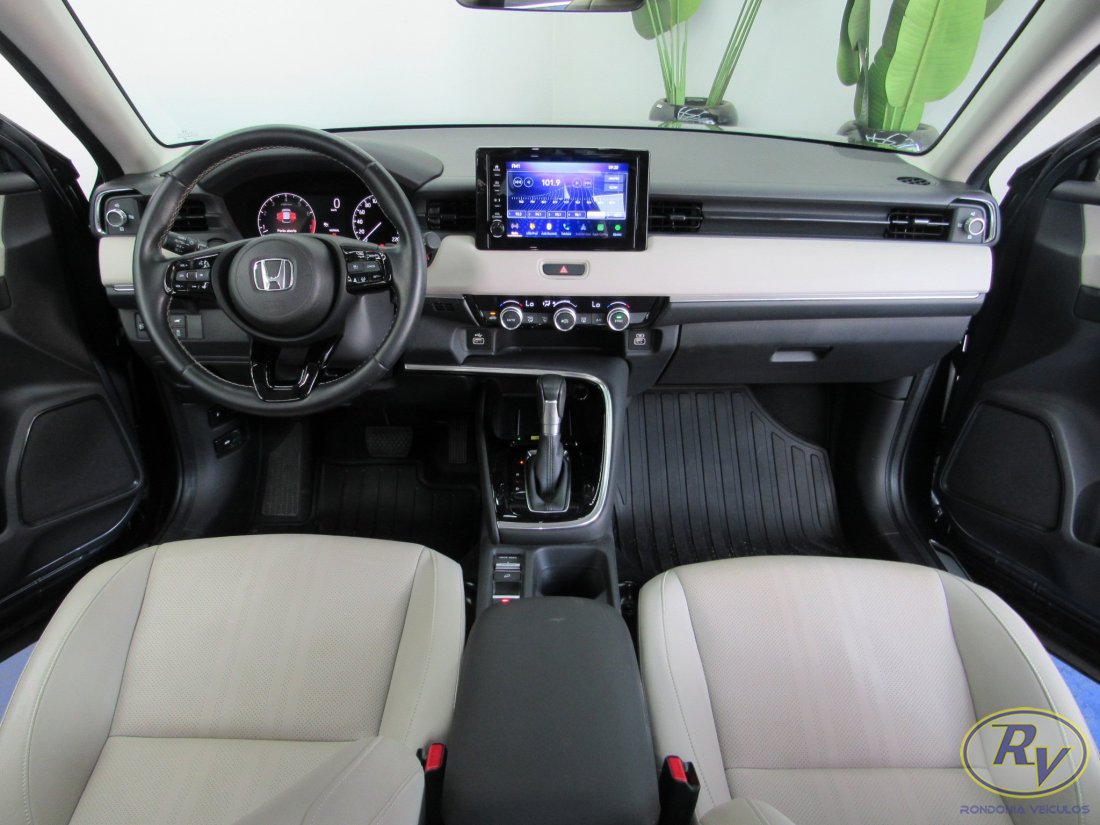 HR-V  Touring
