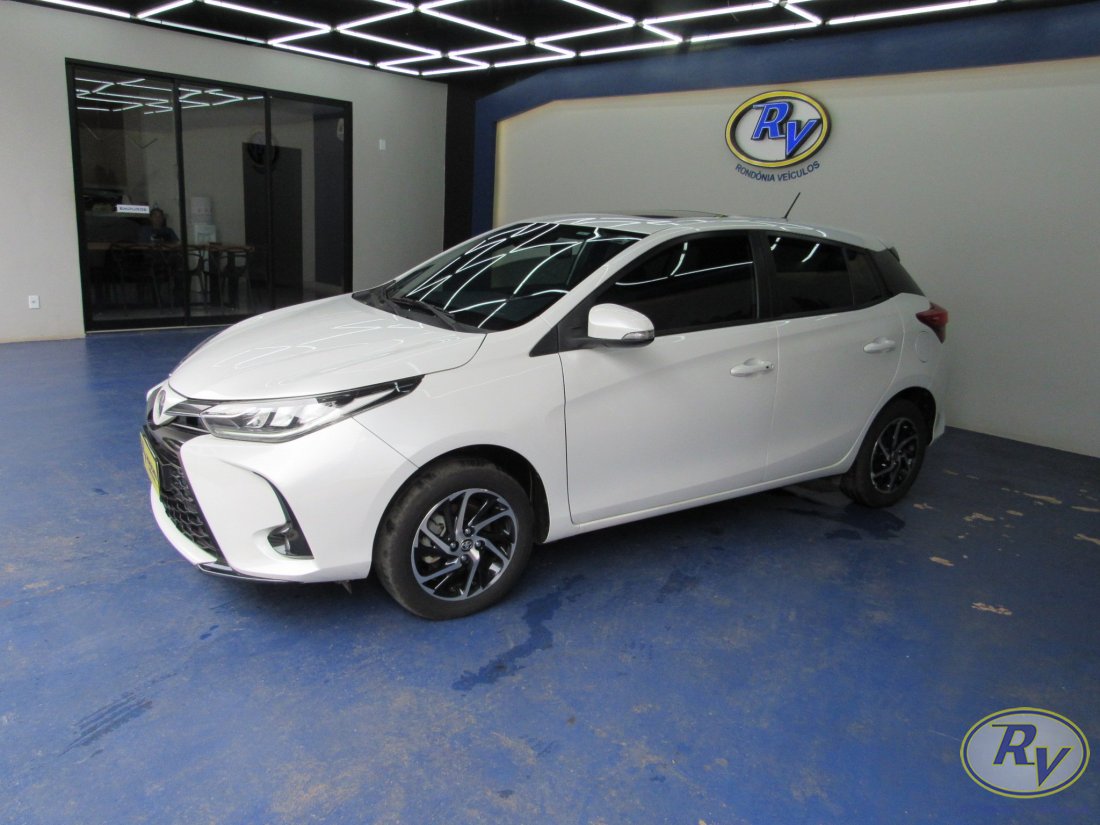 Yaris XLS