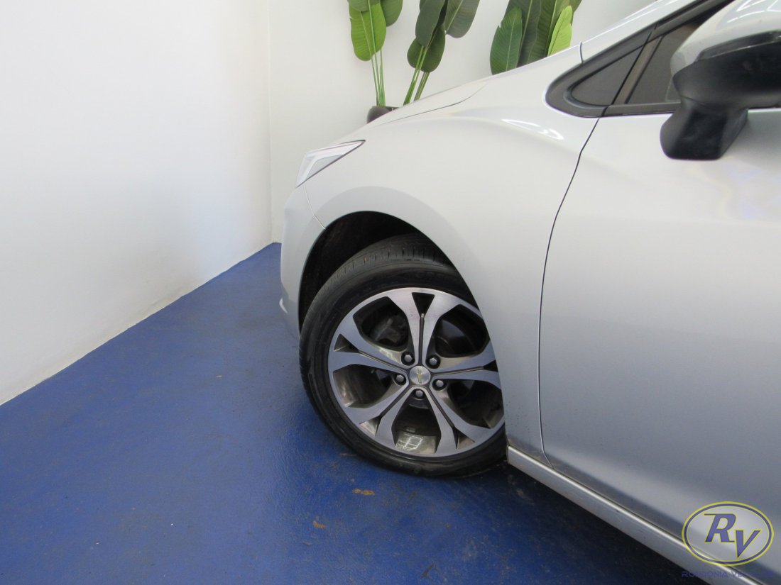 Cruze LT