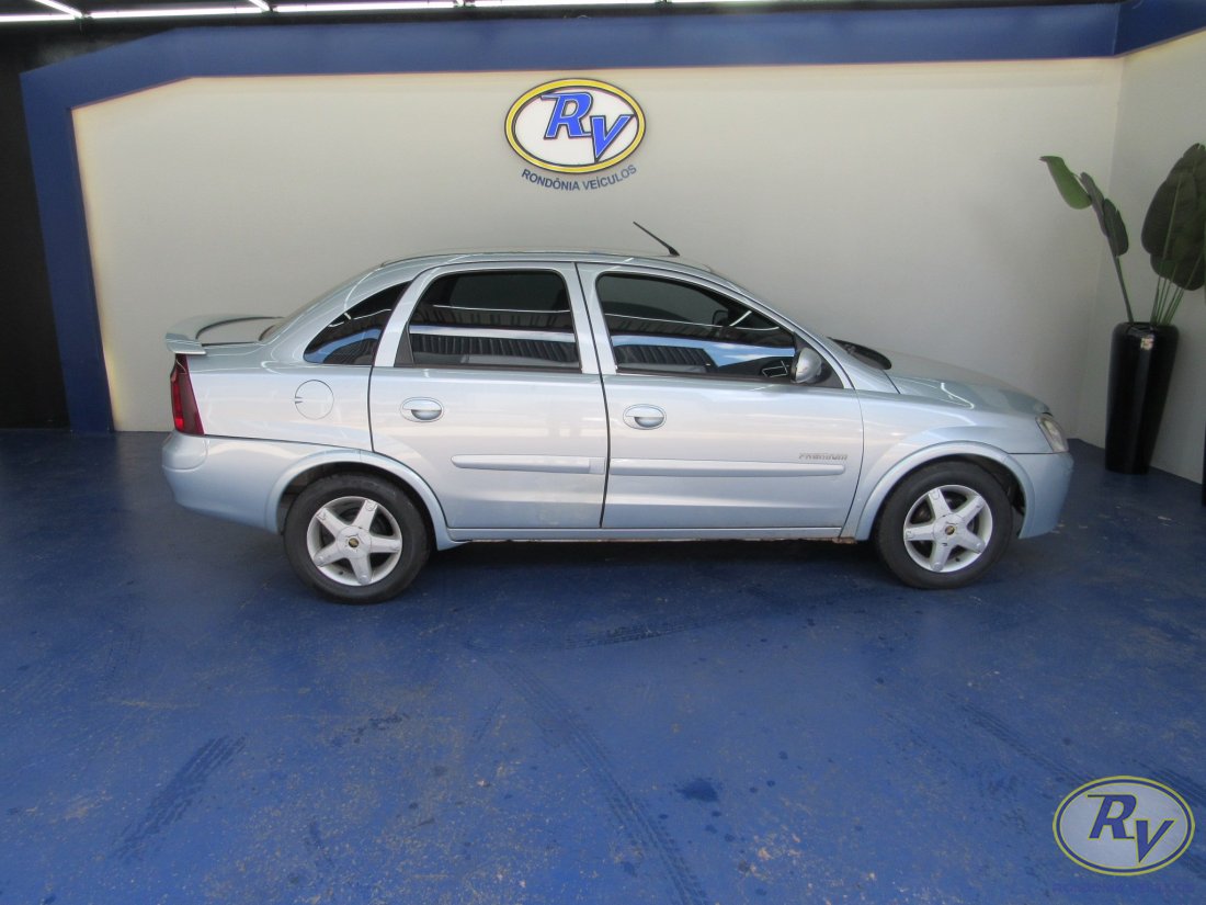 Corsa Sedan Premium