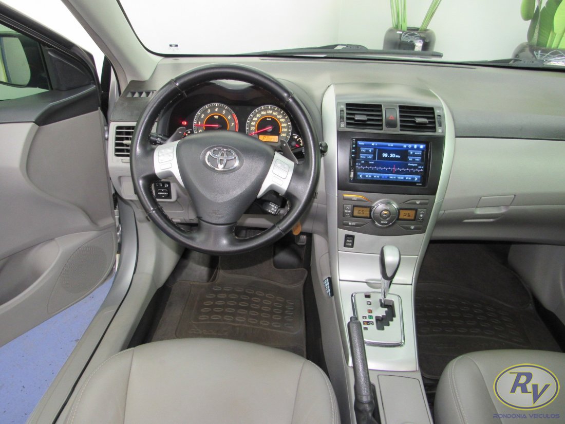 Corolla XEI