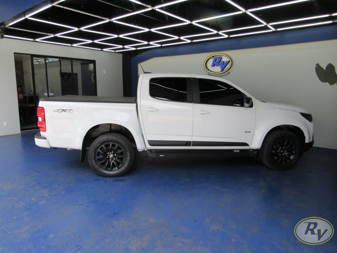 S10 LT