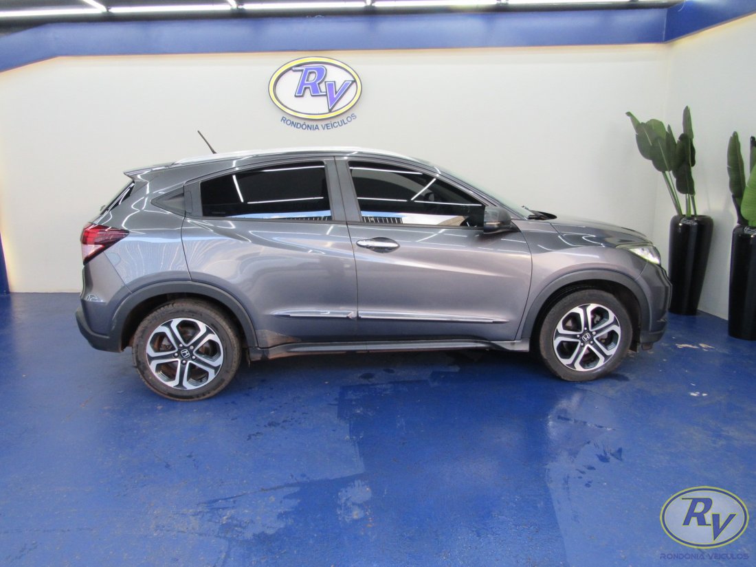 HR-V  Touring