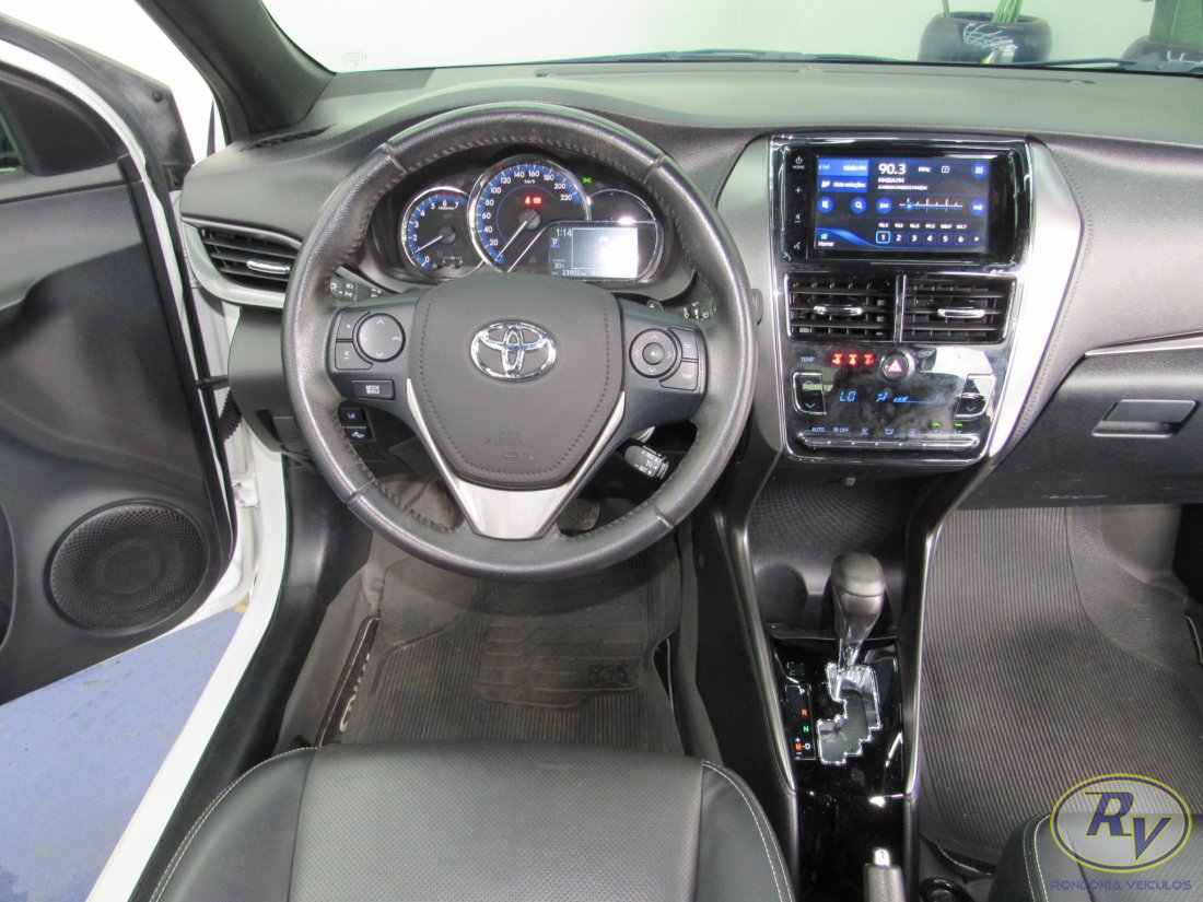 Yaris XLS