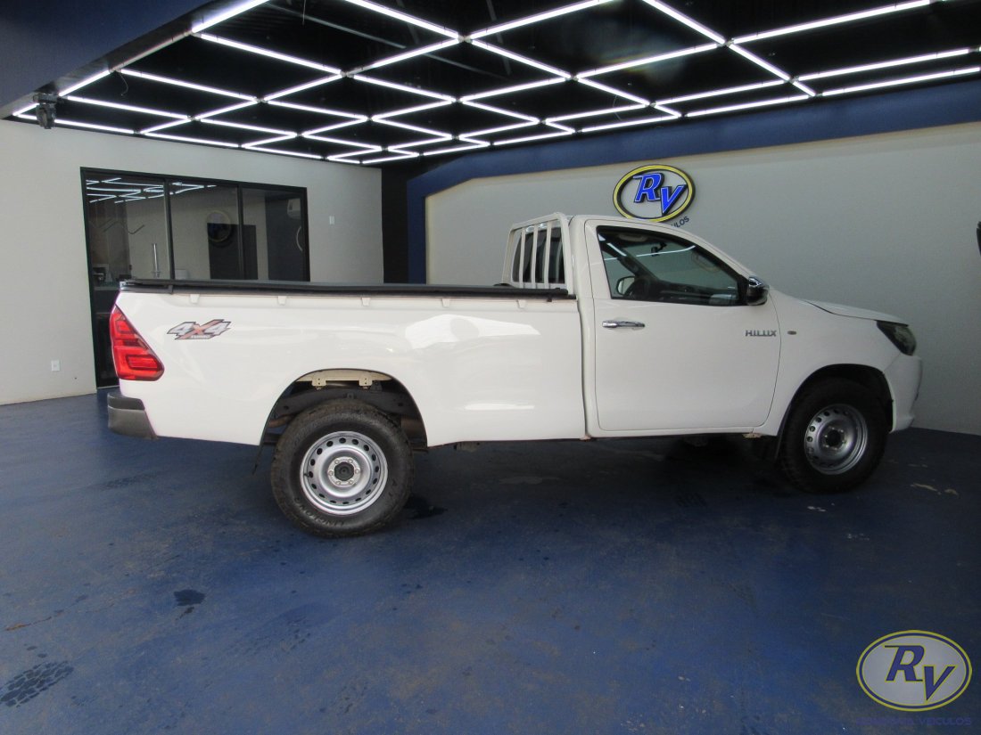 Hilux CS 4x4