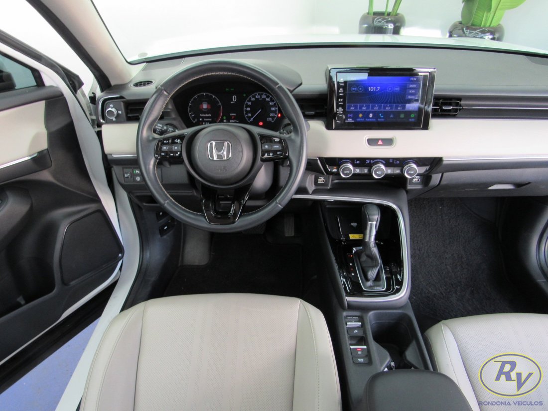 HR-V  Touring