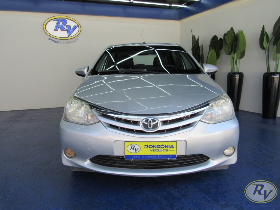 Etios XLS