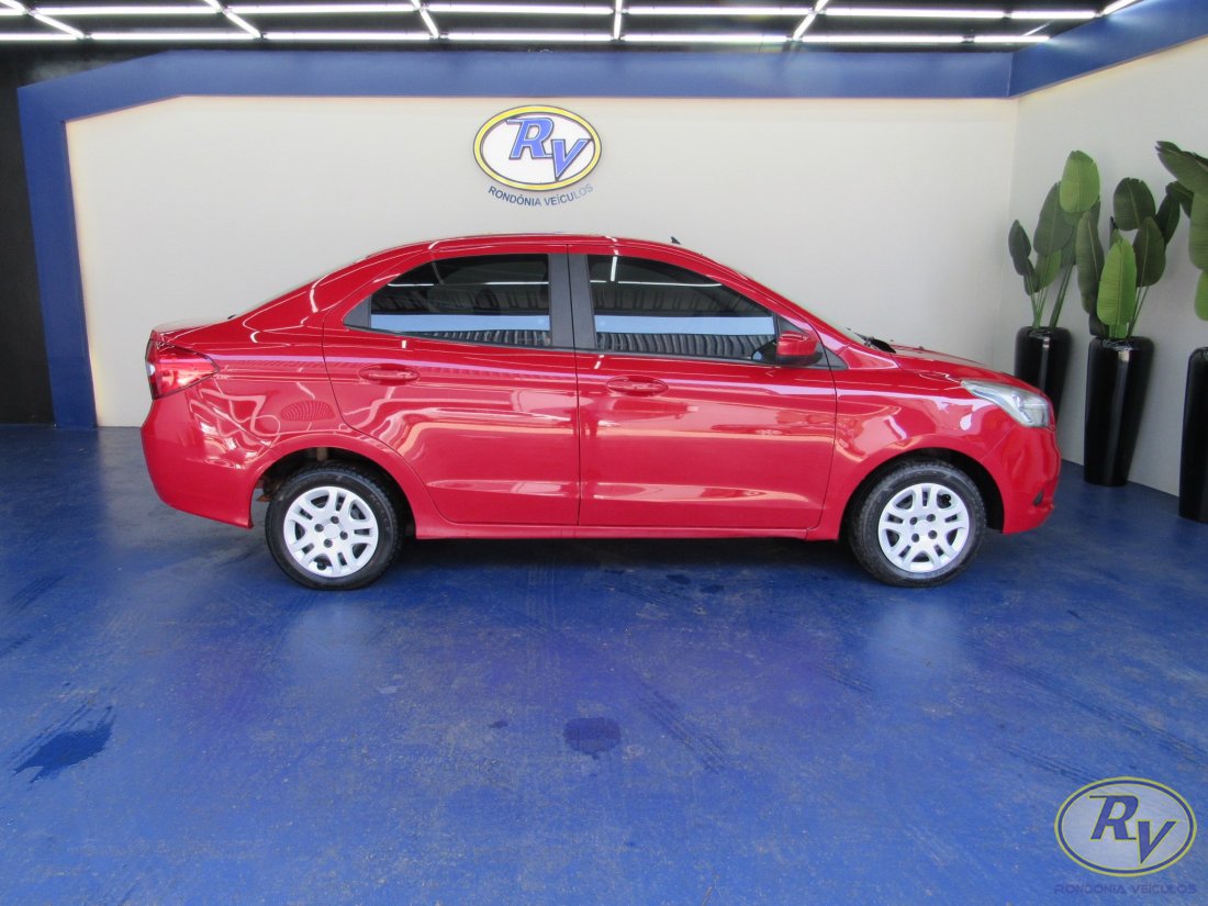 KA+ SEDAN SE