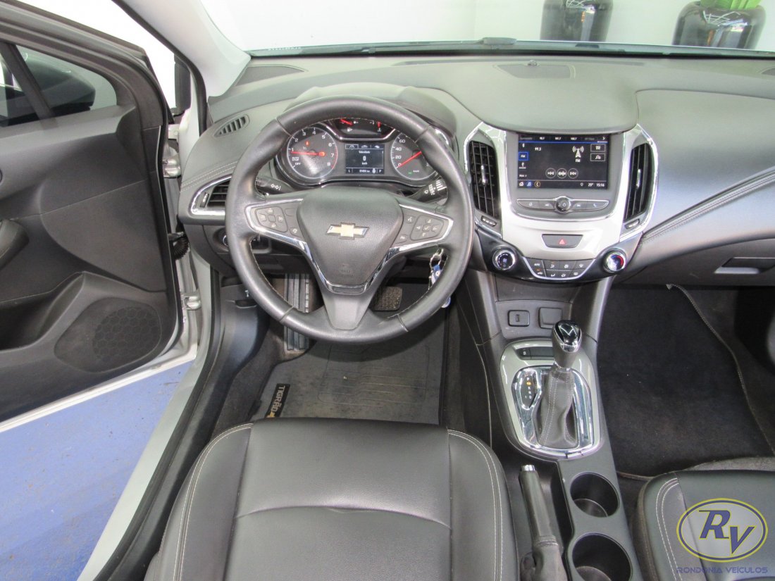 Cruze LT