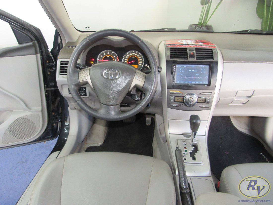 Corolla XEI