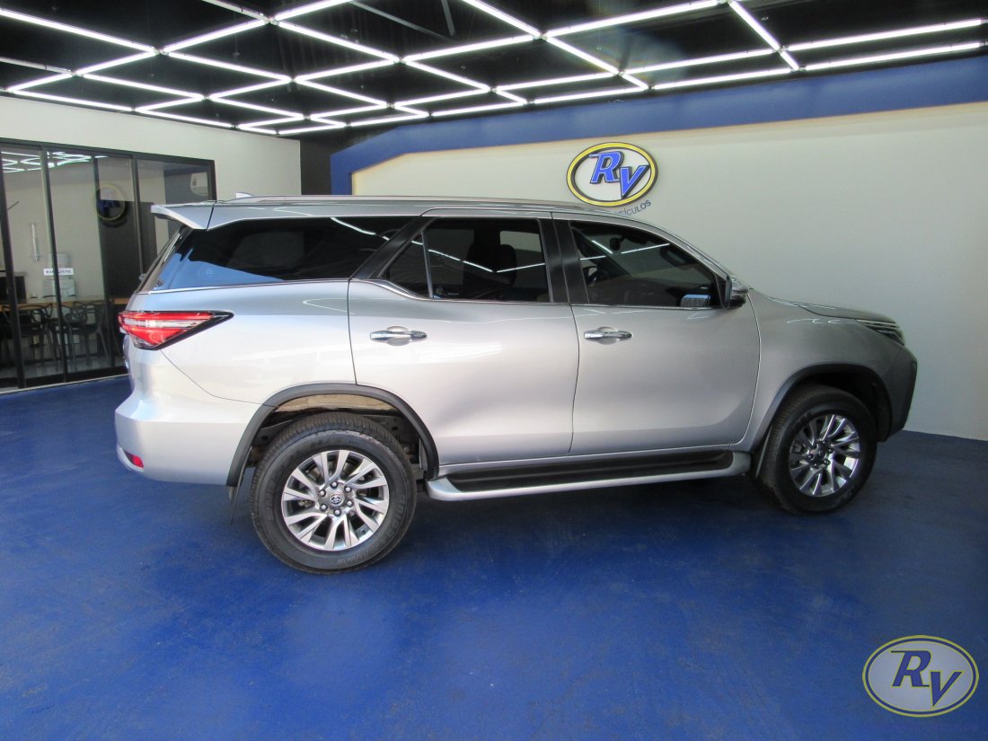 HILUX SW4 SRX