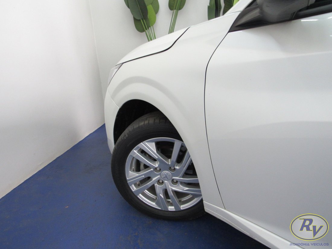 peugeot 208 active