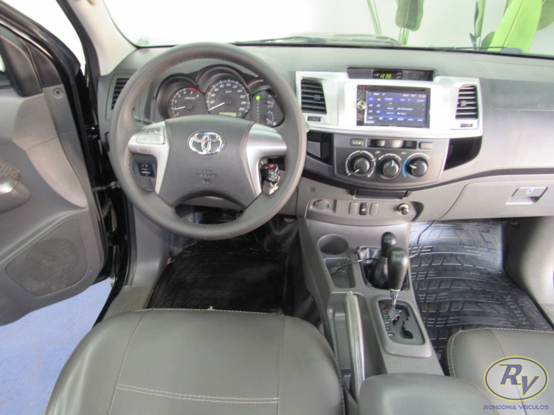 Hilux CD SR 