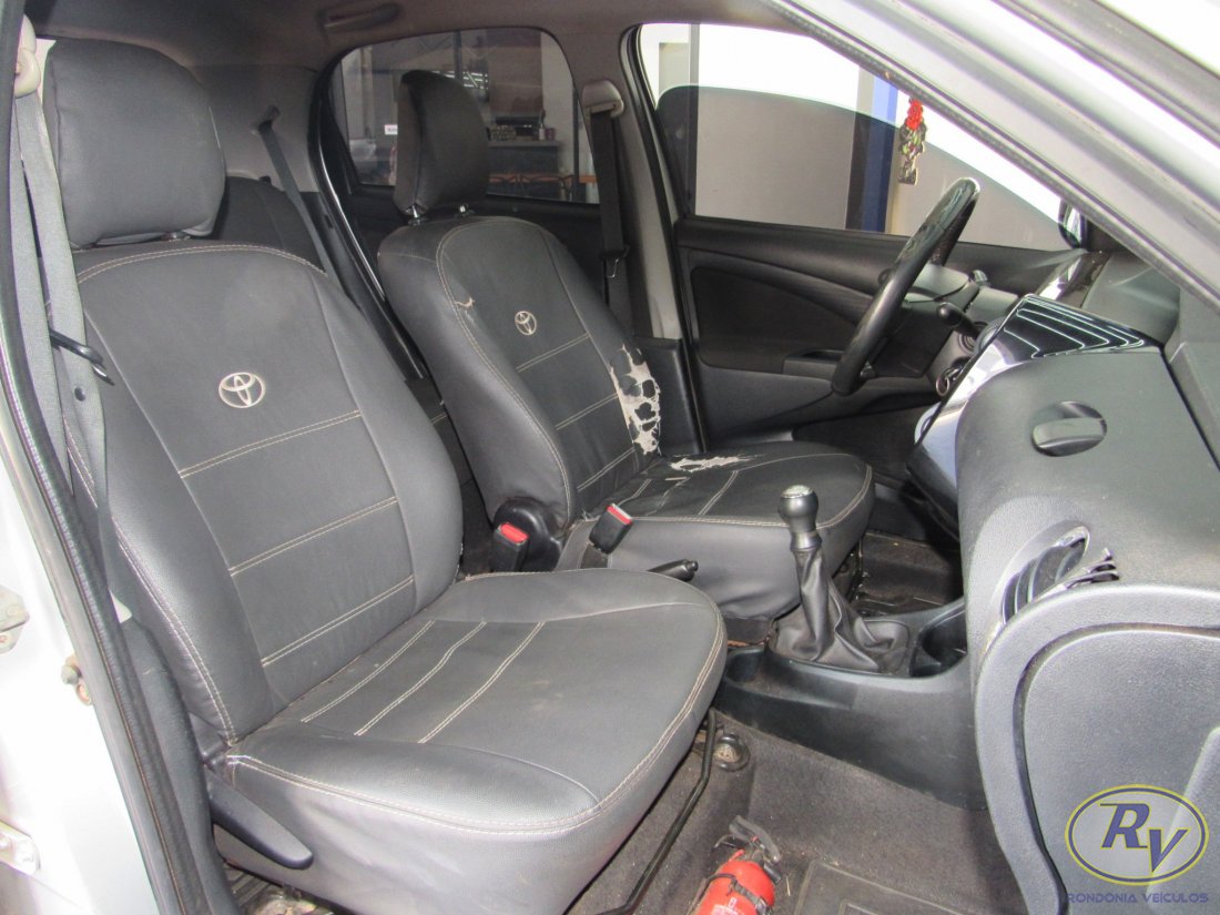 Etios XLS