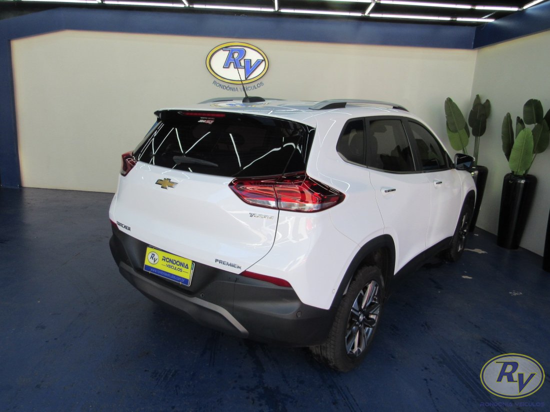 Tracker Premier