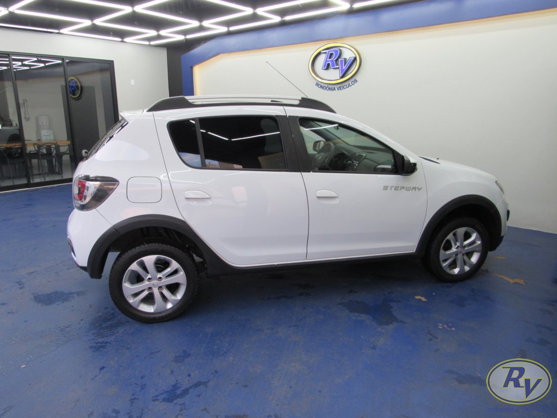 SANDERO STEPWAY